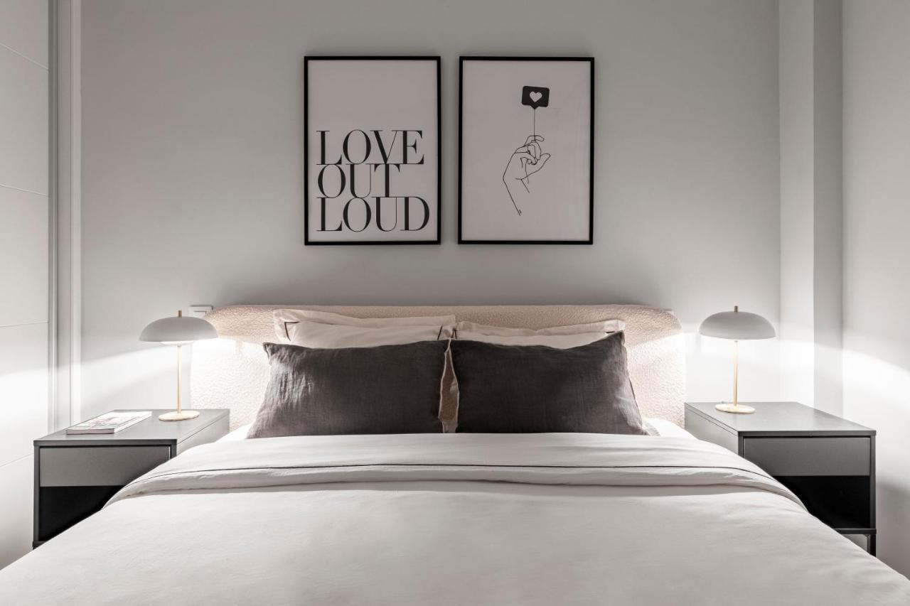 Cozy 2 Bedroom Apartment With Patio Madrid Buitenkant foto